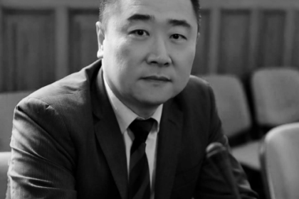 Shiwei Wu