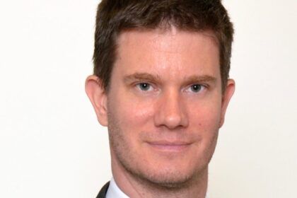 « Intelligence artificielle : politiques et règlementations en vue » Dr Olivier Naray dans Le Monde Économique